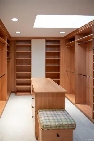 12042025002339 640 31