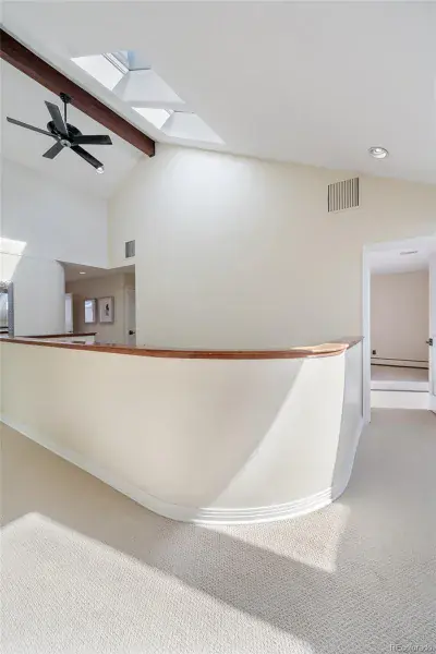 12042025002339 800 22