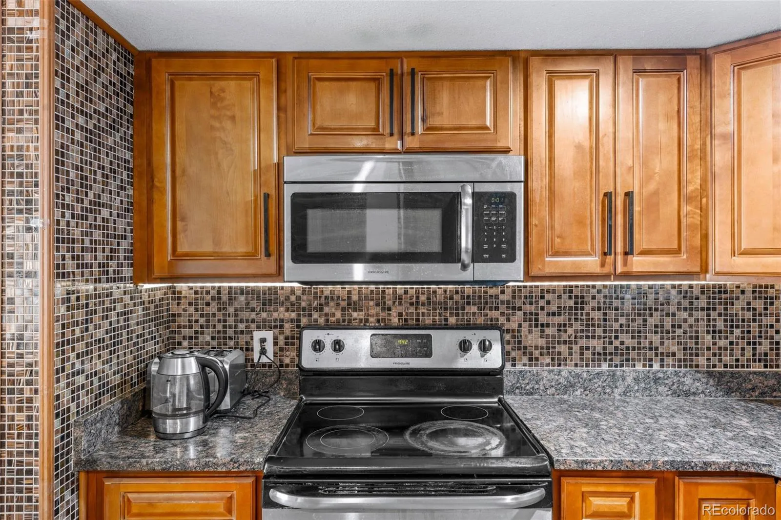 2496 S Vaughn Way #D Aurora CO 80014 MLS #REC2538459 05022026055739 1600 10