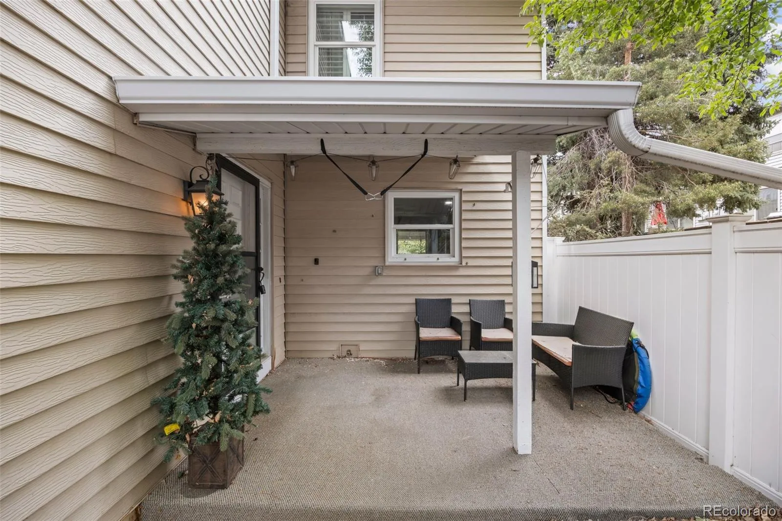 2496 S Vaughn Way #D Aurora CO 80014 MLS #REC2538459 05022026055739 1600 2