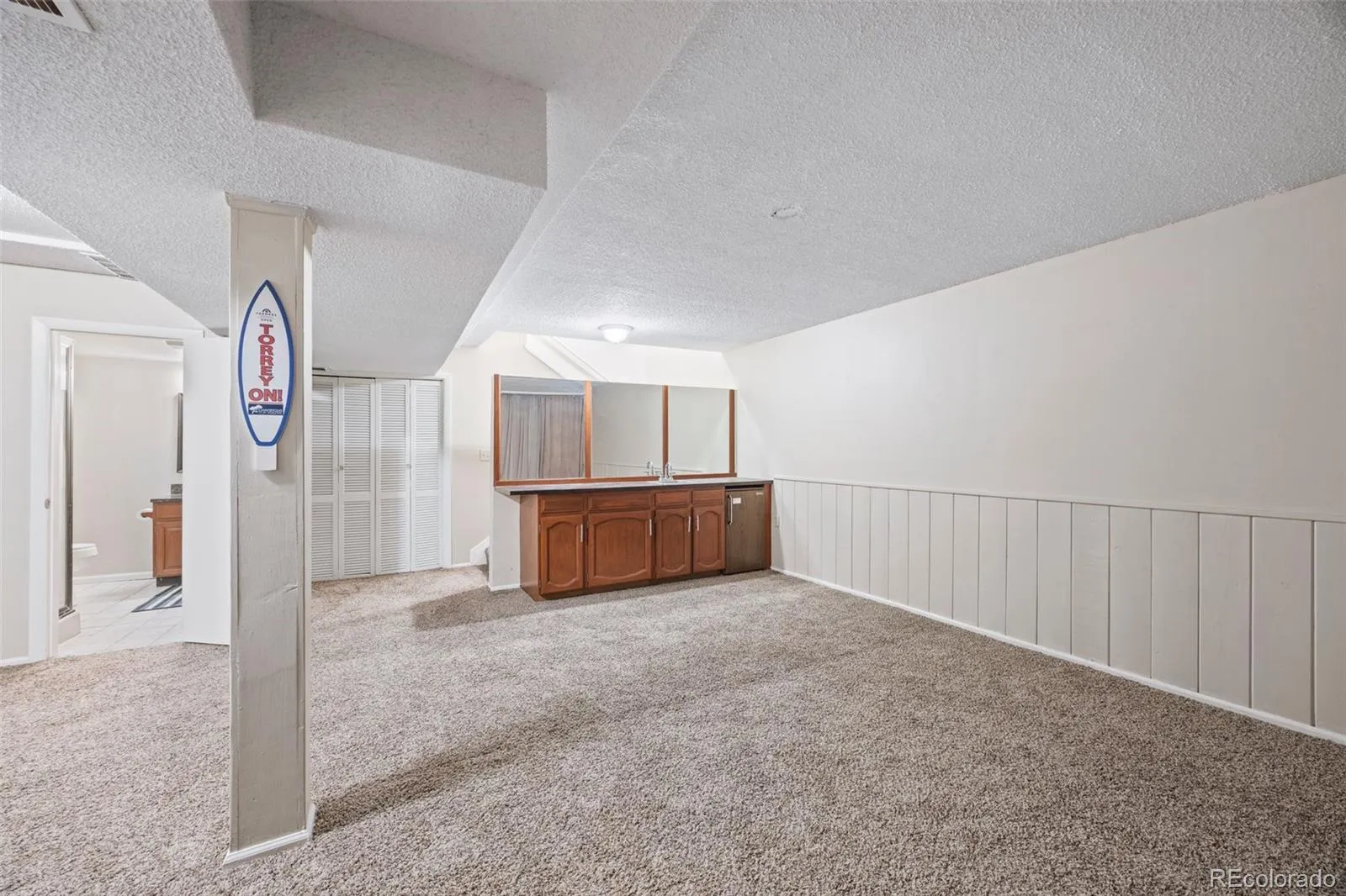 2496 S Vaughn Way #D Aurora CO 80014 MLS #REC2538459 05022026055739 1600 35