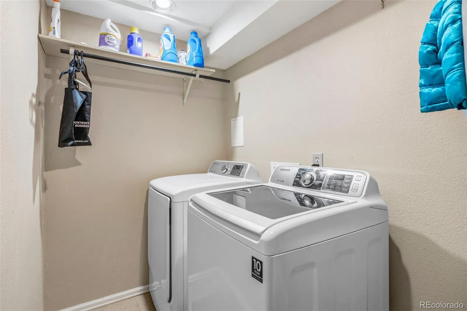 2496 S Vaughn Way #D Aurora CO 80014 MLS #REC2538459 05022026055739 1600 37