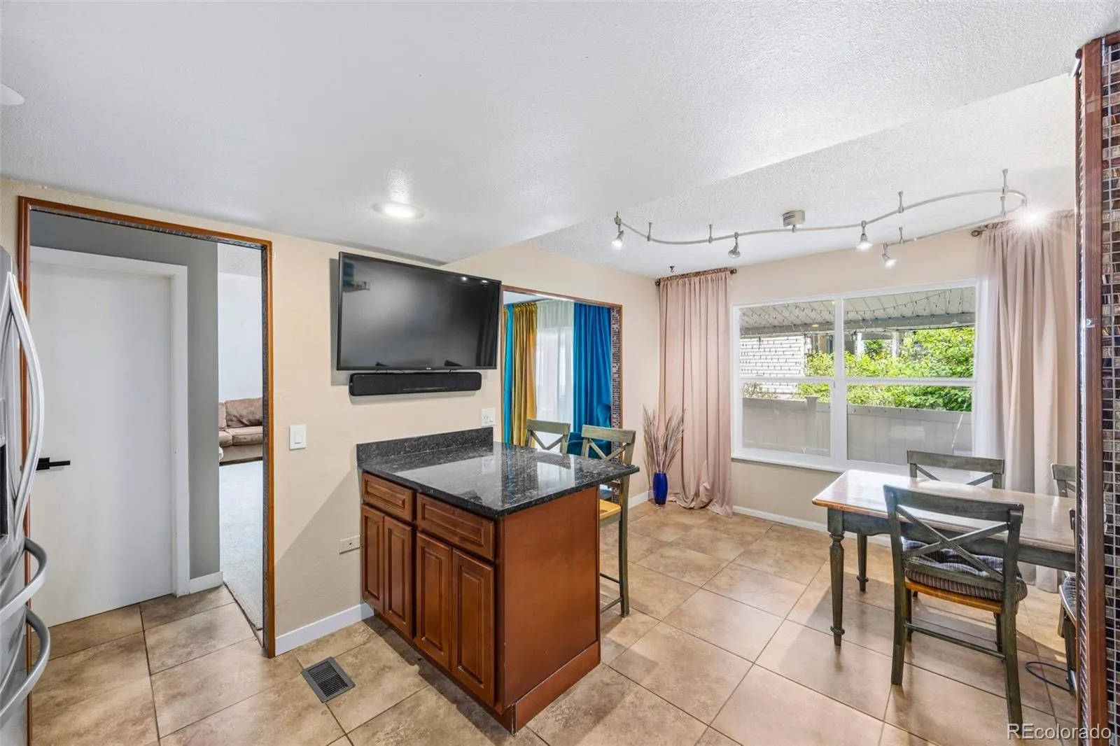 2496 S Vaughn Way #D Aurora CO 80014 MLS #REC2538459 05022026055739 1600 8