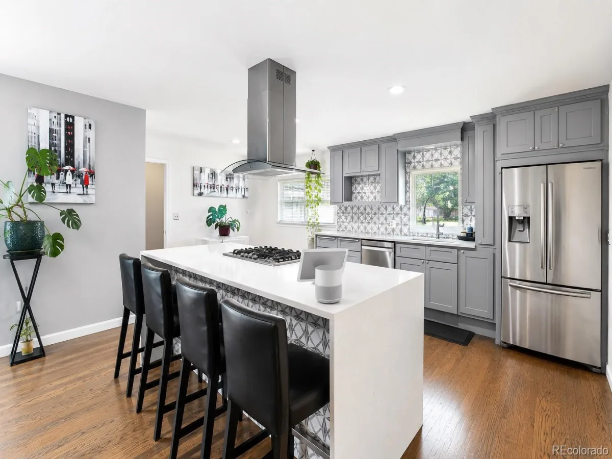 205 S Tucson Circle Aurora CO 80012 | MLS #REC2539068 08262026213937 1200 10
