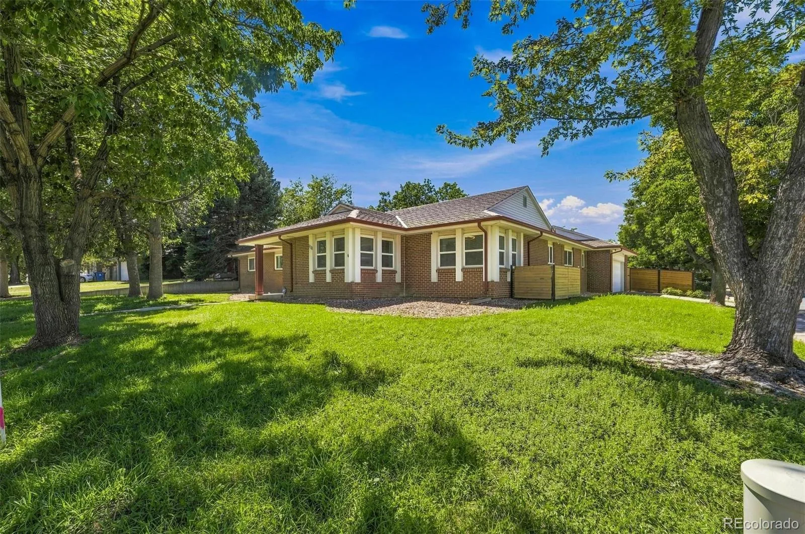 205 S Tucson Circle Aurora CO 80012 | MLS #REC2539068 08262026213937 1600 1