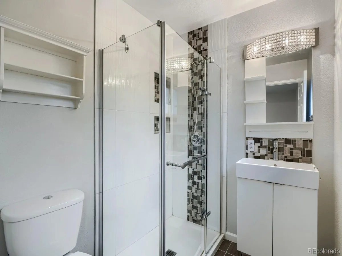 6115 Johnson Way Arvada CO 80004 MLS #REC2543281 06192026235314 1200 10