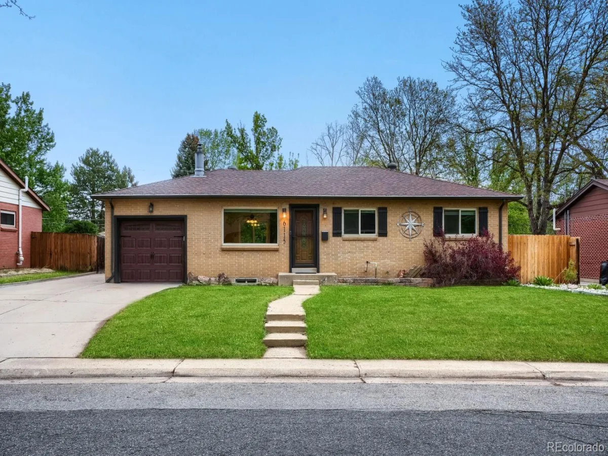 6115 Johnson Way Arvada CO 80004 MLS #REC2543281 06192026235314 1200 32
