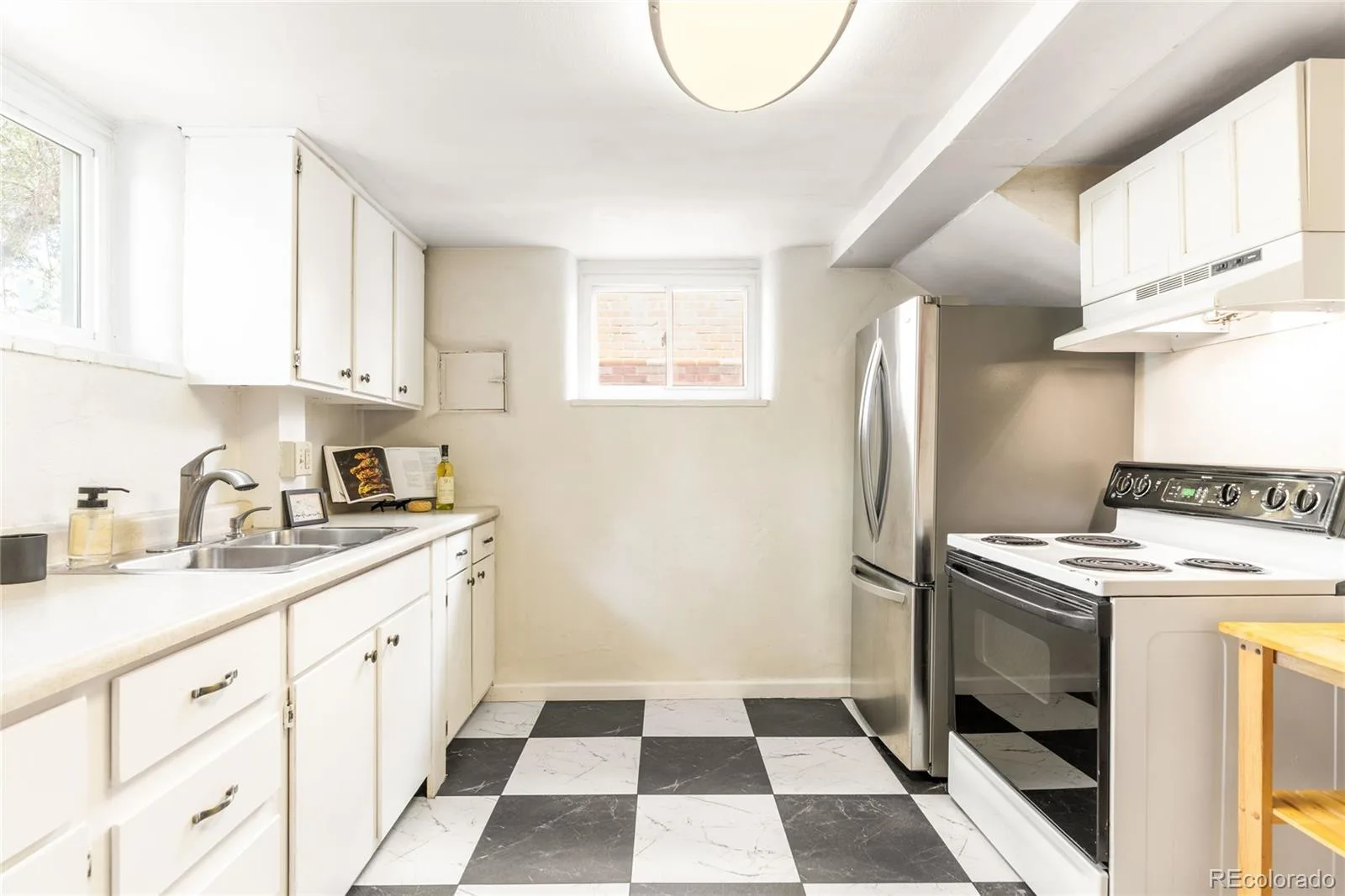 173 W Bayaud Avenue Denver CO 80223 MLS #REC2543286 06192026233324 1600 19