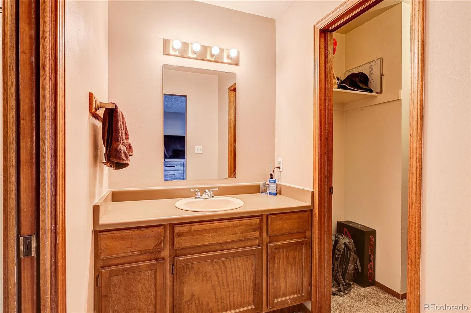 2054 S Balsam Street Lakewood CO 80227 | MLS #REC2543368 08152026164237 1600 15