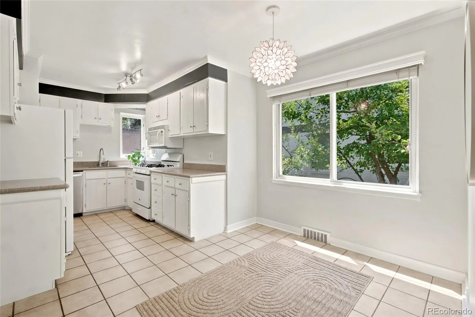 1564 S Josephine Street Denver CO 80210 MLS #REC2544710 07082026182458 1600 11