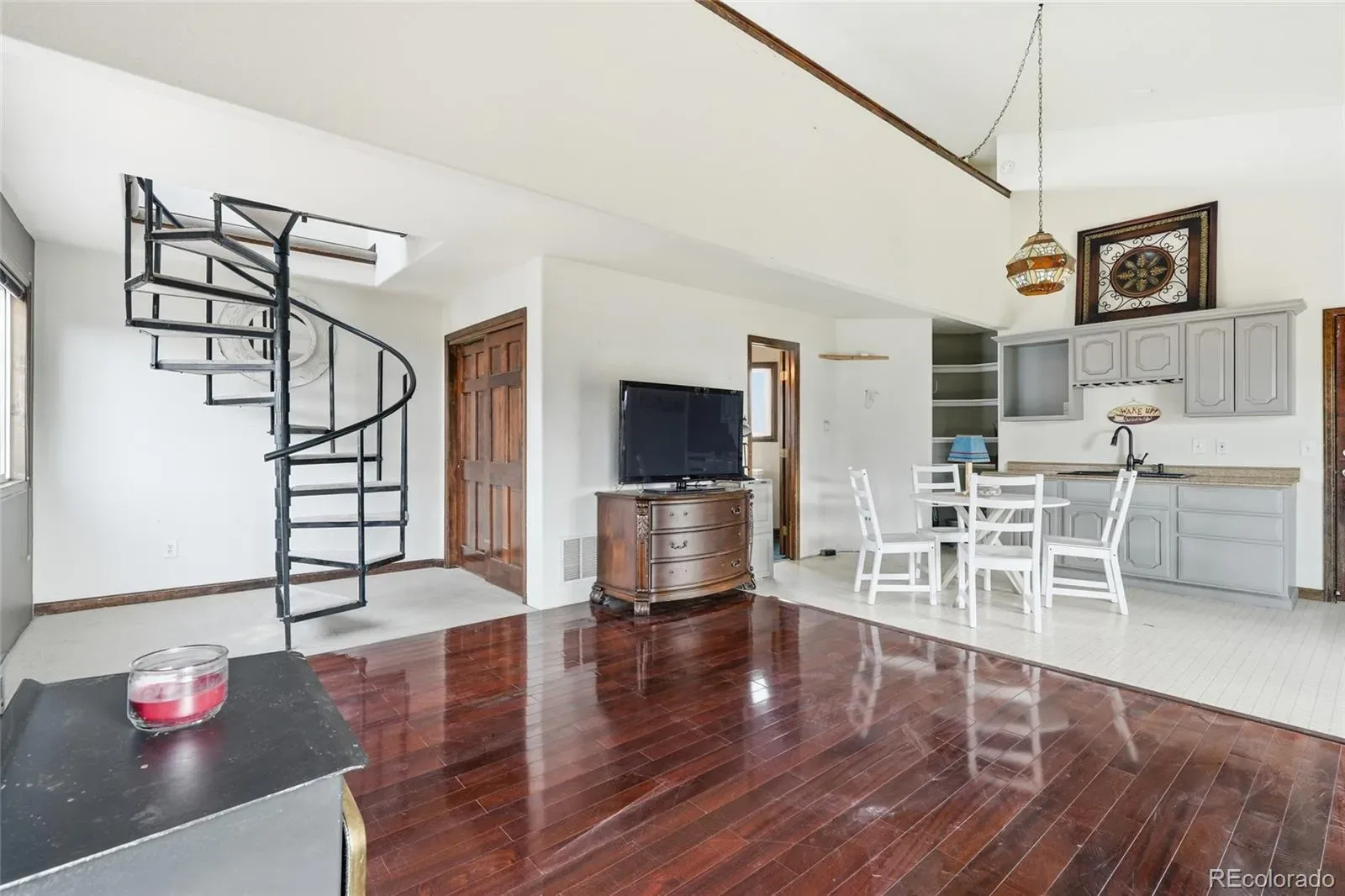 03292026101646 1600 26