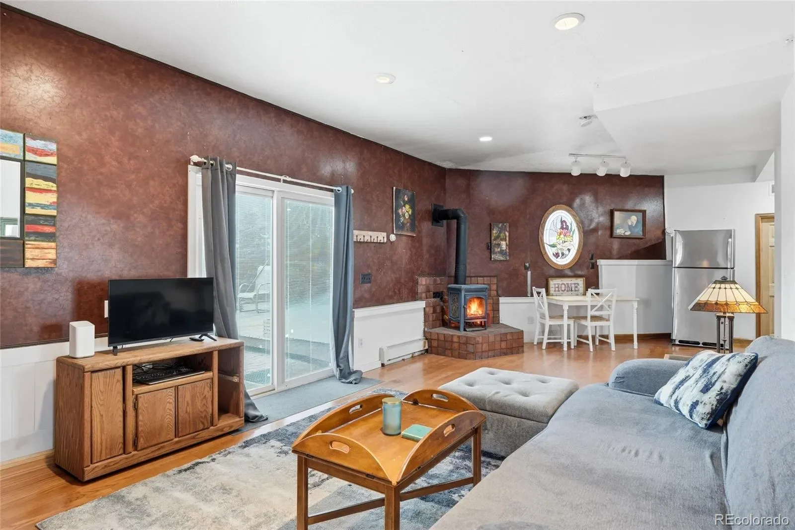 03292026101646 1600 32