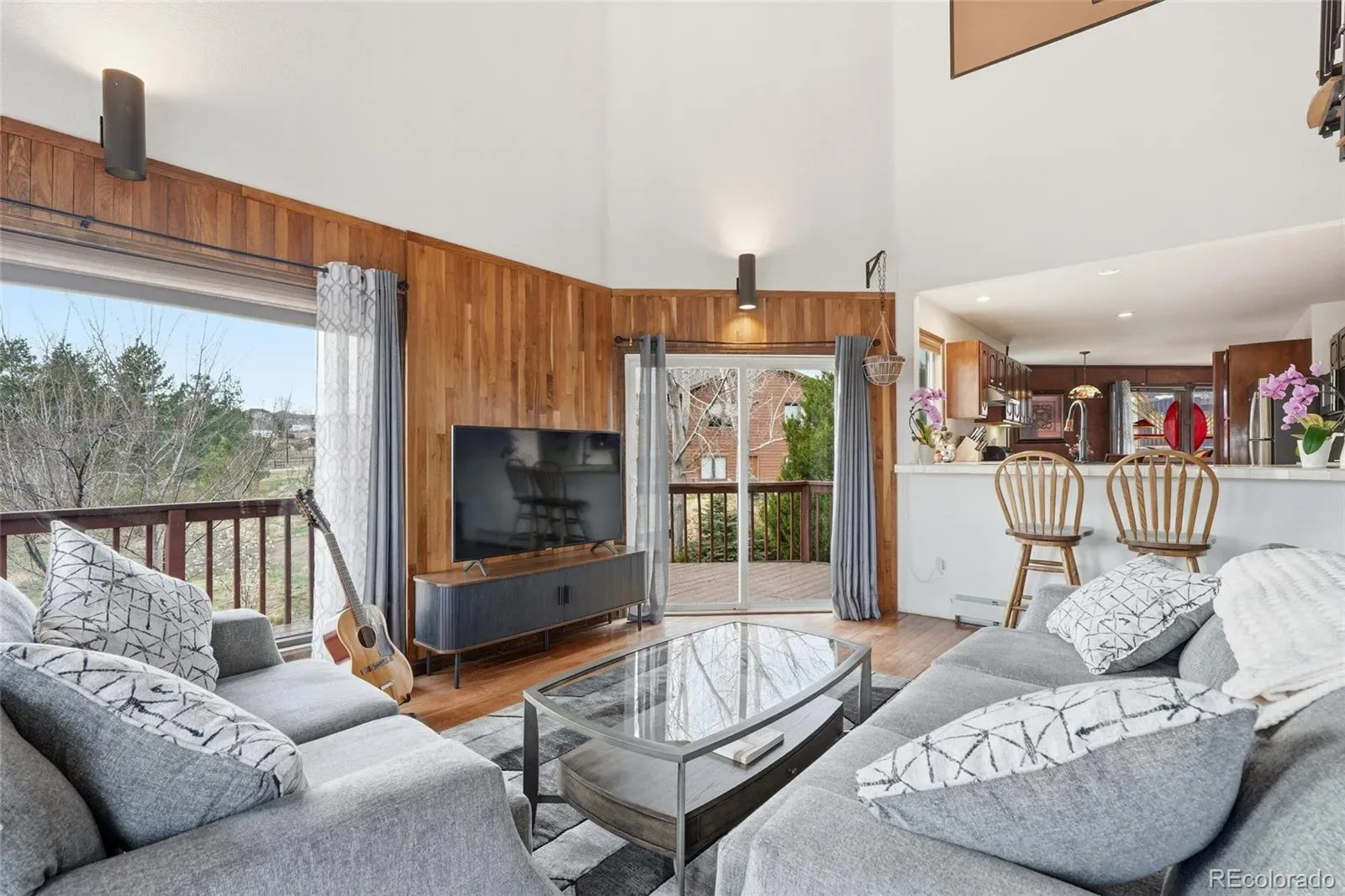 03292026101646 1600 8