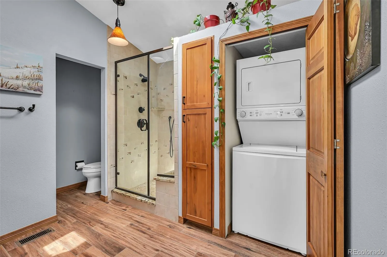 5877 S Lisbon Way Centennial CO 80015 MLS #REC2546467 04302026062016 1600 28
