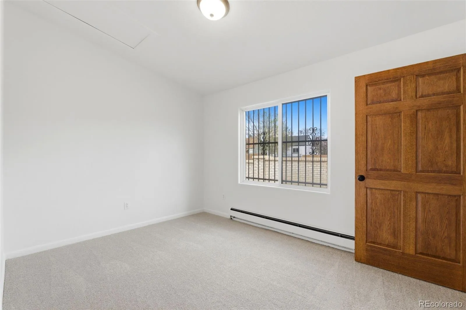 04012026025237 1600 10