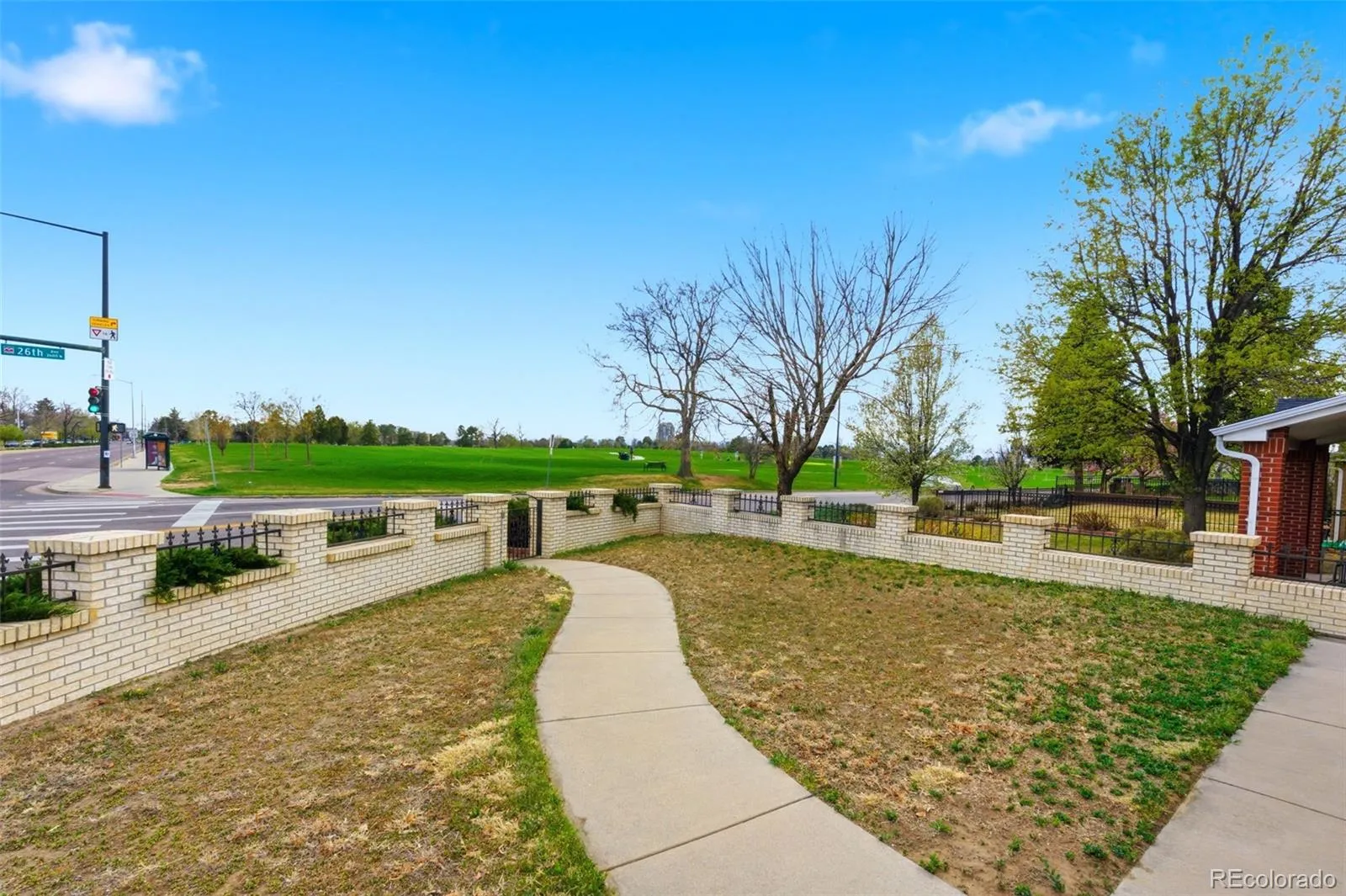 04012026025237 1600 23