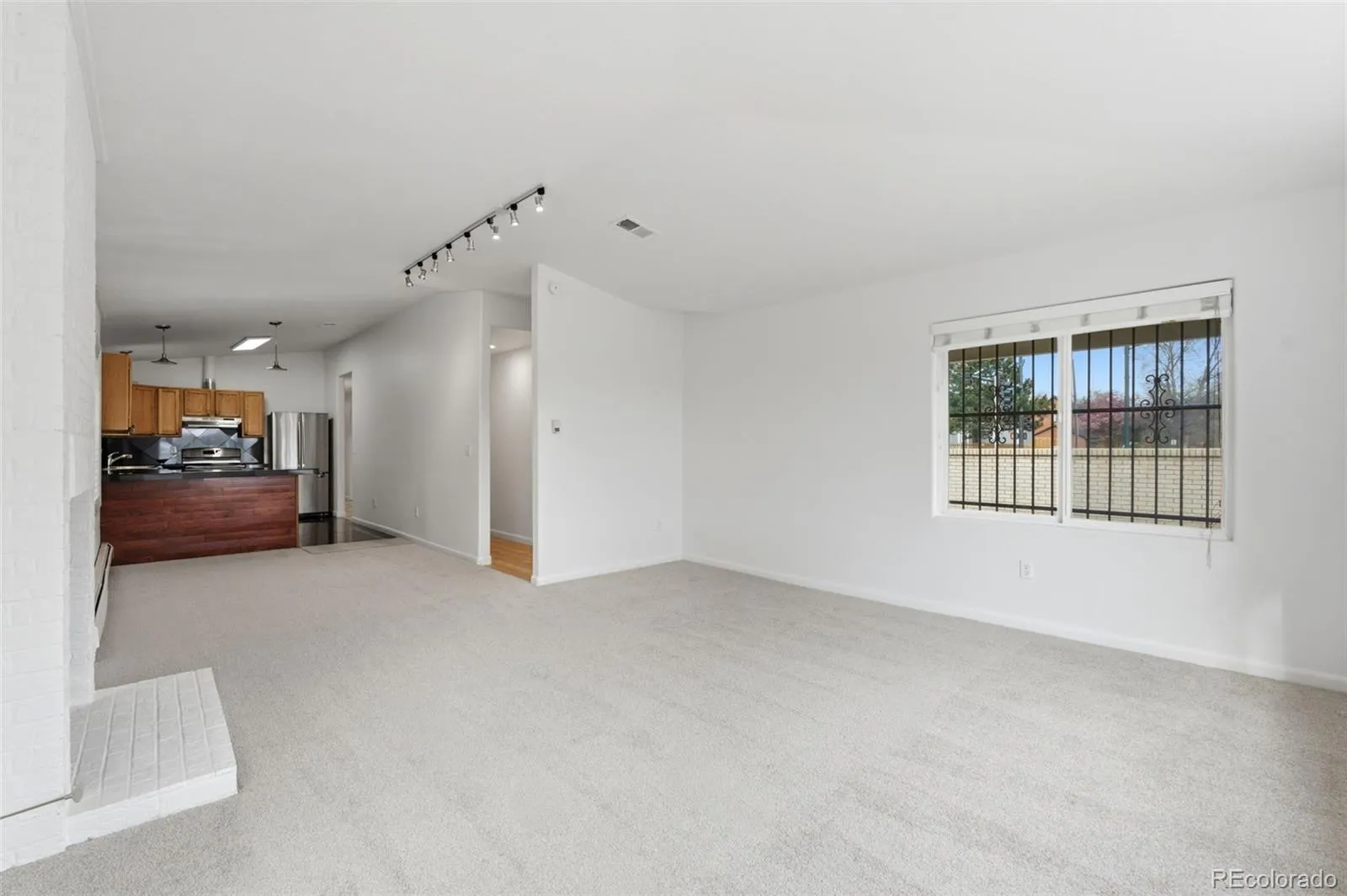 04012026025237 1600 4