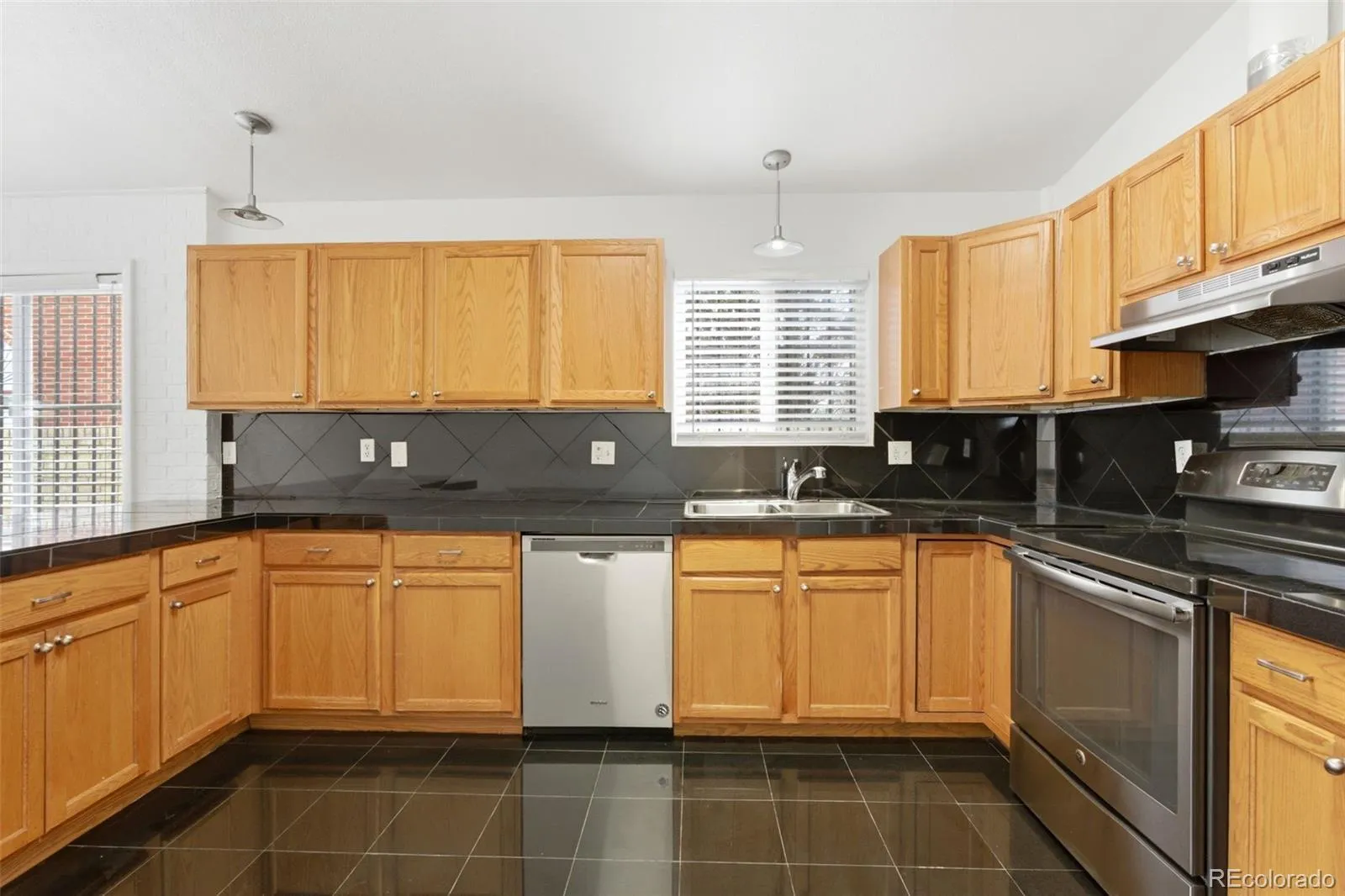 04012026025237 1600 6