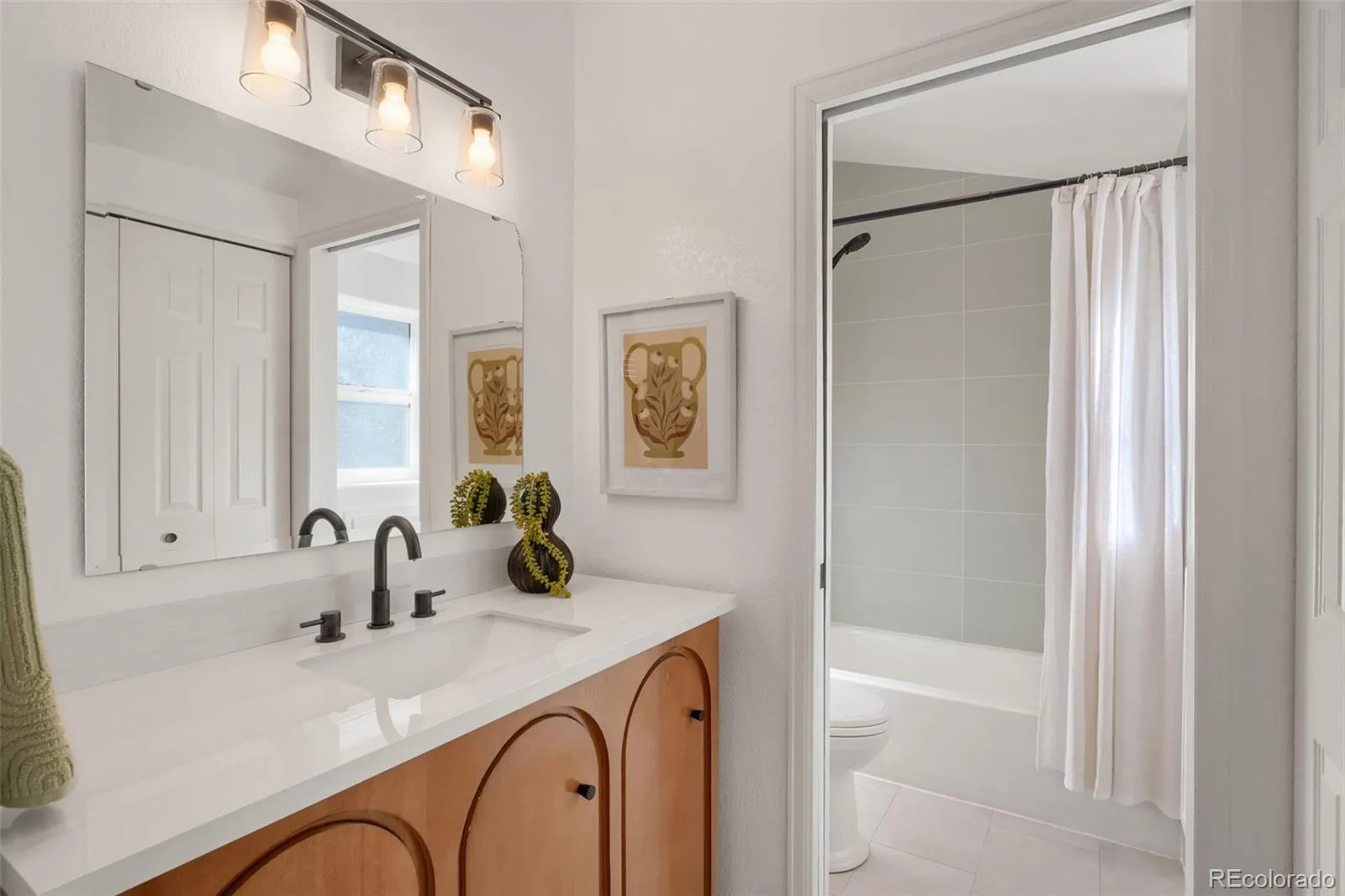 9920 W 54th Avenue Arvada CO 80002 MLS #REC2546973 06212026173851 1600 18