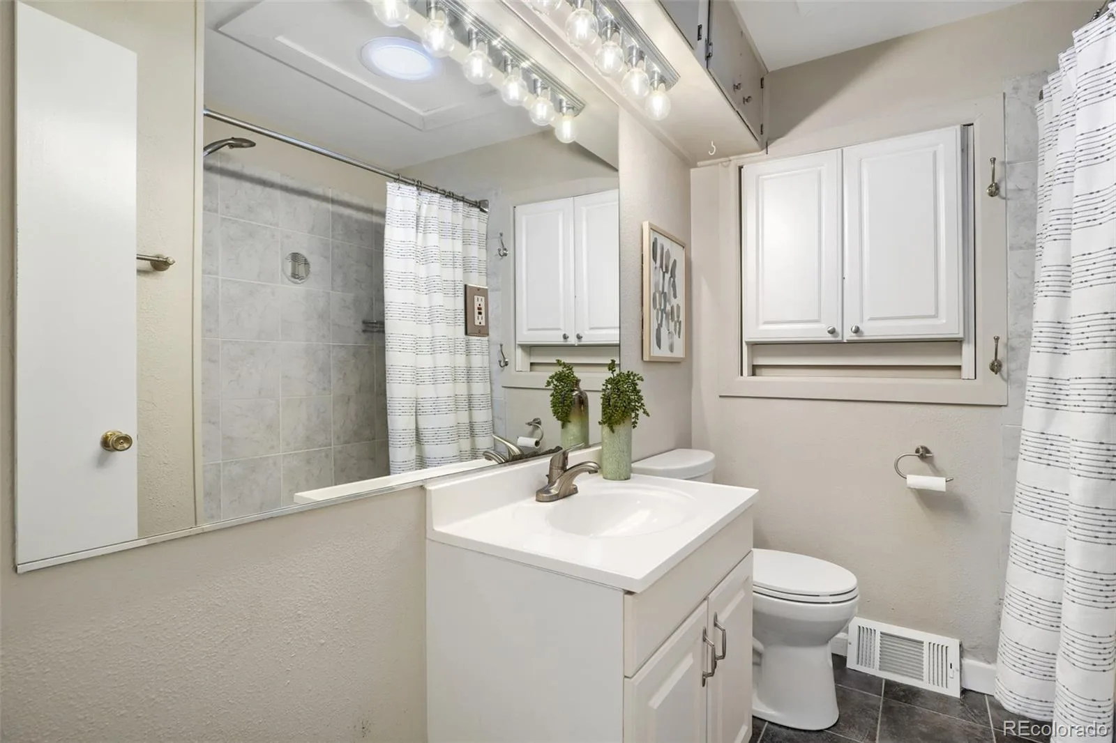9920 W 54th Avenue Arvada CO 80002 MLS #REC2546973 06212026173851 1600 22