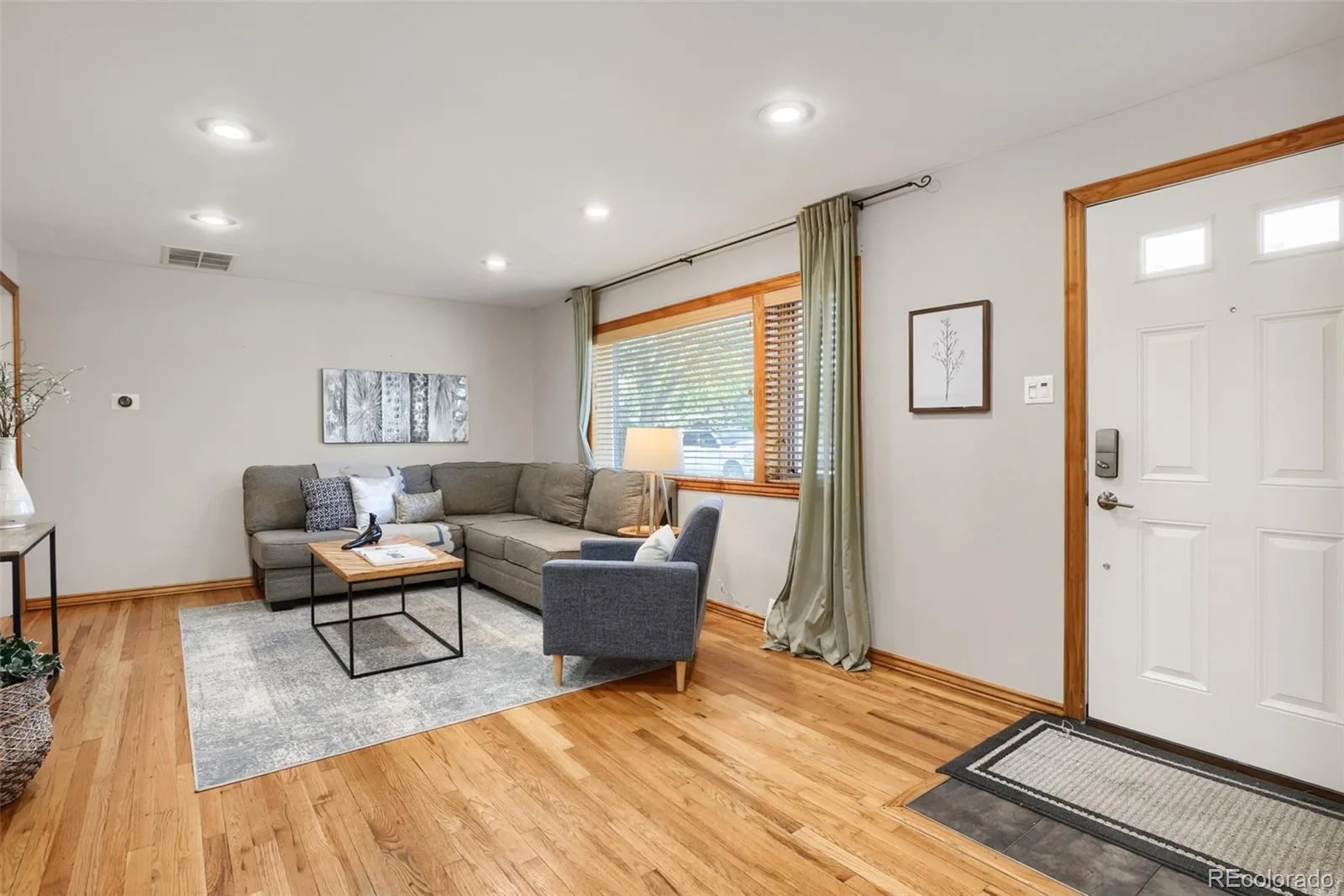 9920 W 54th Avenue Arvada CO 80002 MLS #REC2546973 06212026173851 1600 6