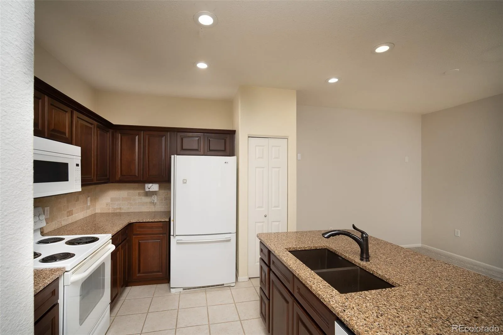 10751 Twenty Mile Road #101 Parker CO 80134 | MLS #REC2548975 07282026131607 1600 15