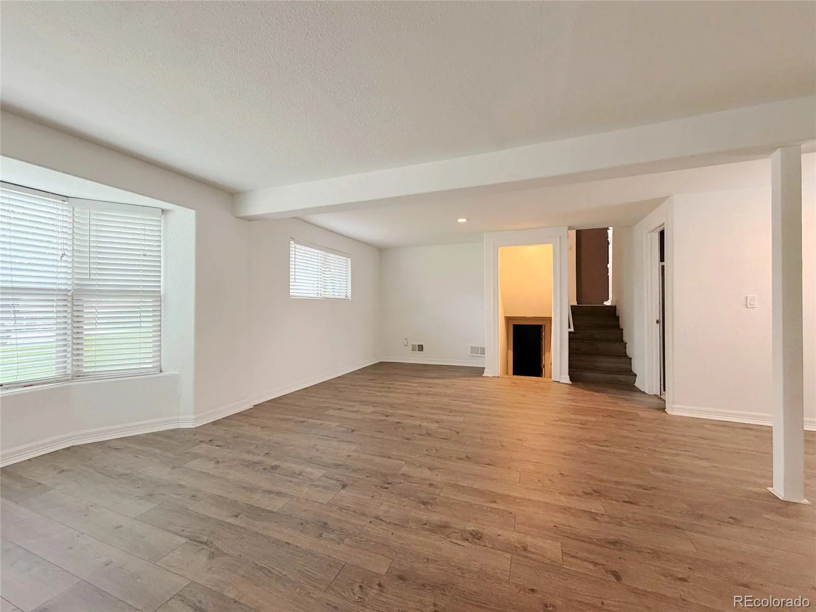 945 Dearborn Street Aurora CO 80011 | MLS #REC2550489 08252026215310 1600 26