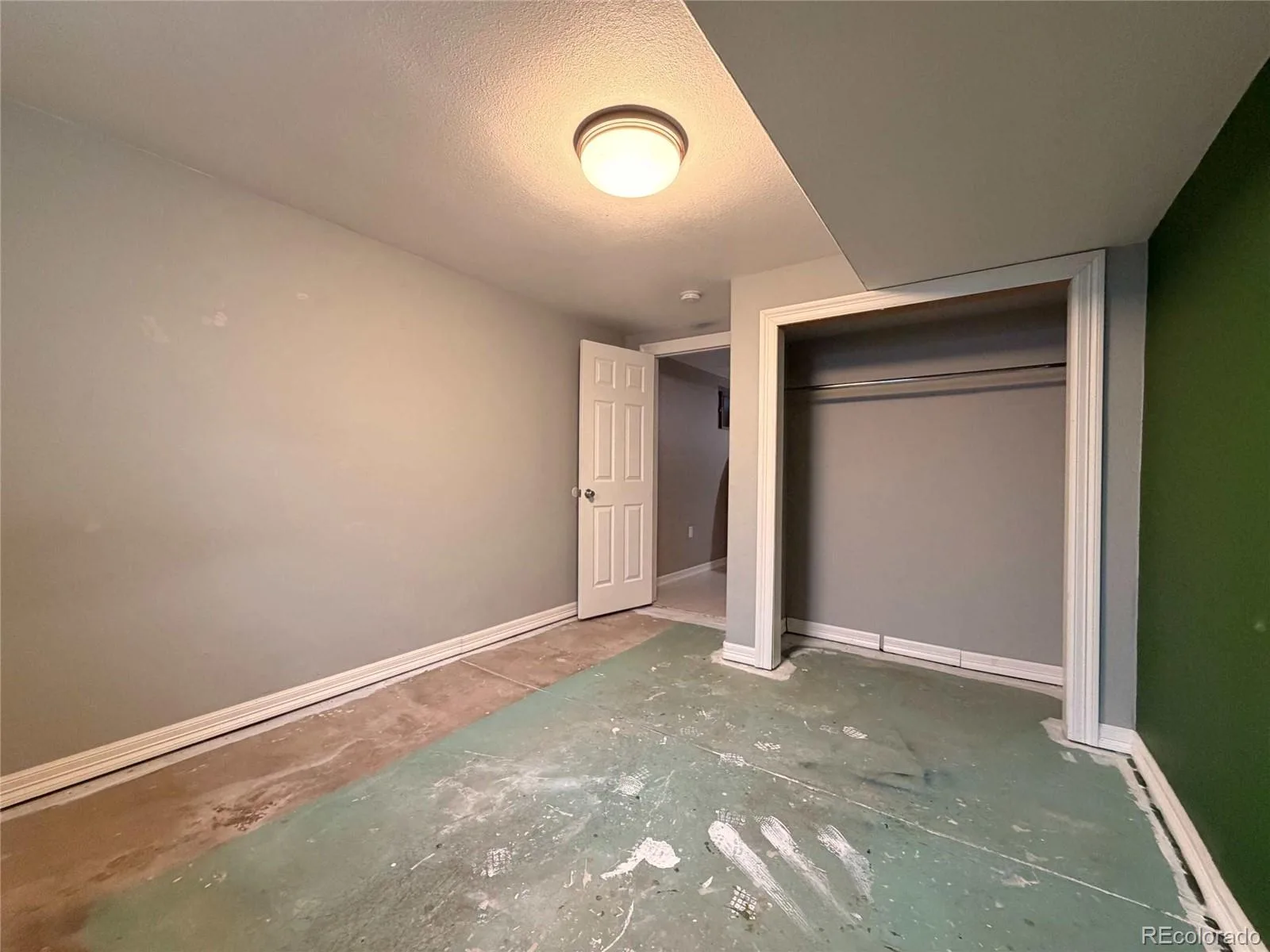 945 Dearborn Street Aurora CO 80011 | MLS #REC2550489 08252026215310 1600 32