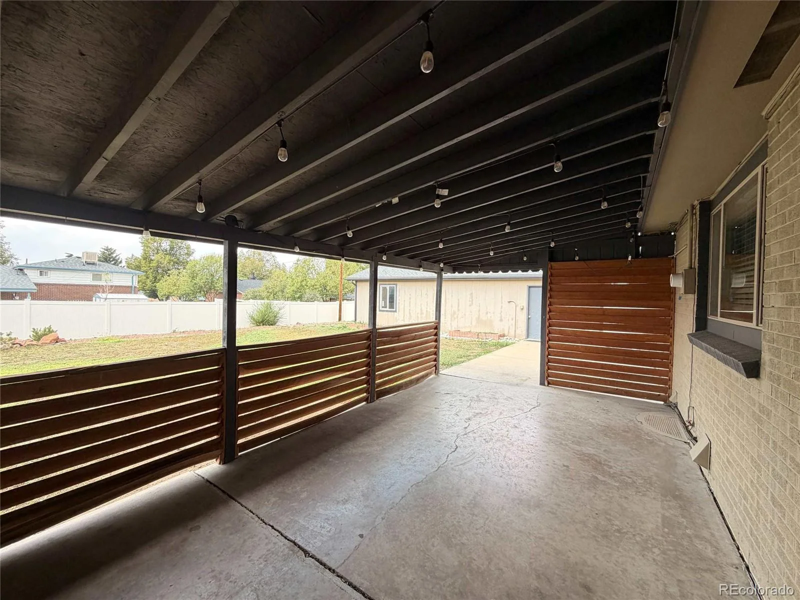 945 Dearborn Street Aurora CO 80011 | MLS #REC2550489 08252026215310 1600 33