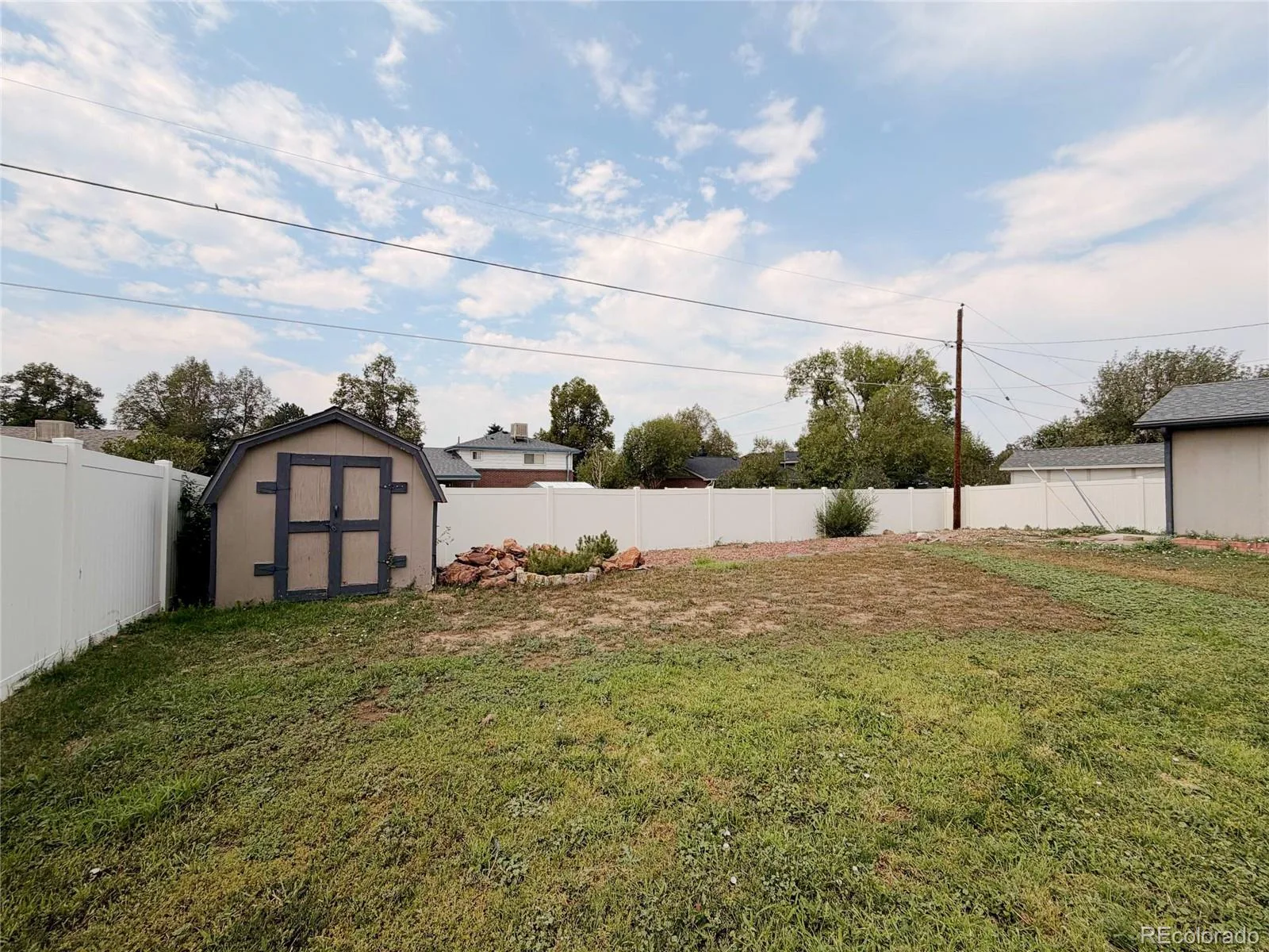 945 Dearborn Street Aurora CO 80011 | MLS #REC2550489 08252026215310 1600 37