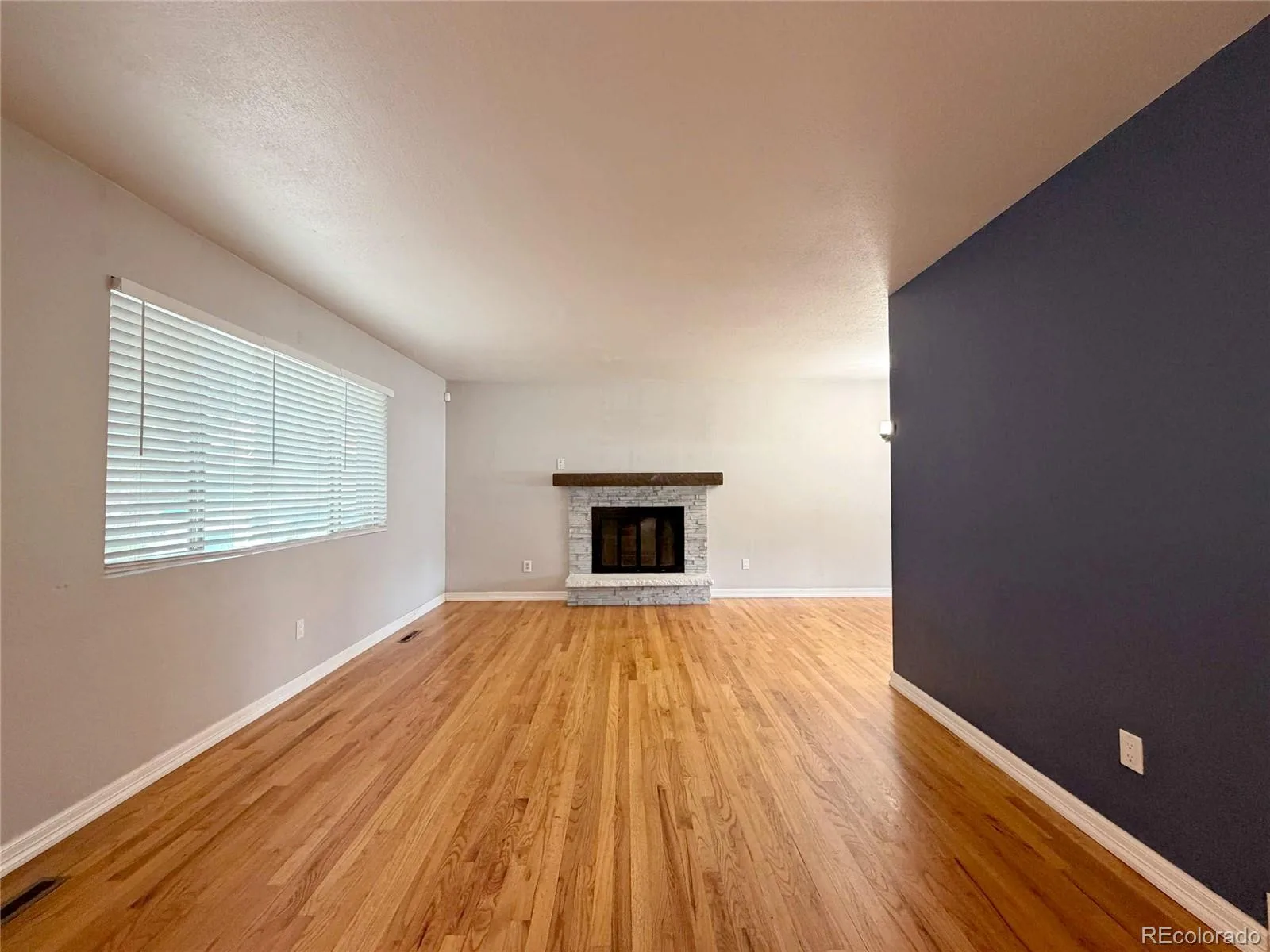 945 Dearborn Street Aurora CO 80011 | MLS #REC2550489 08252026215310 1600 5