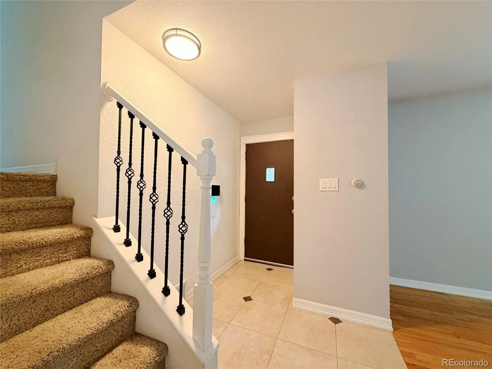 945 Dearborn Street Aurora CO 80011 | MLS #REC2550489 08252026215310 1600 6