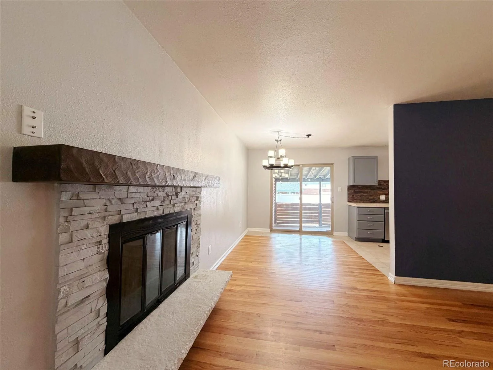 945 Dearborn Street Aurora CO 80011 | MLS #REC2550489 08252026215310 1600 8