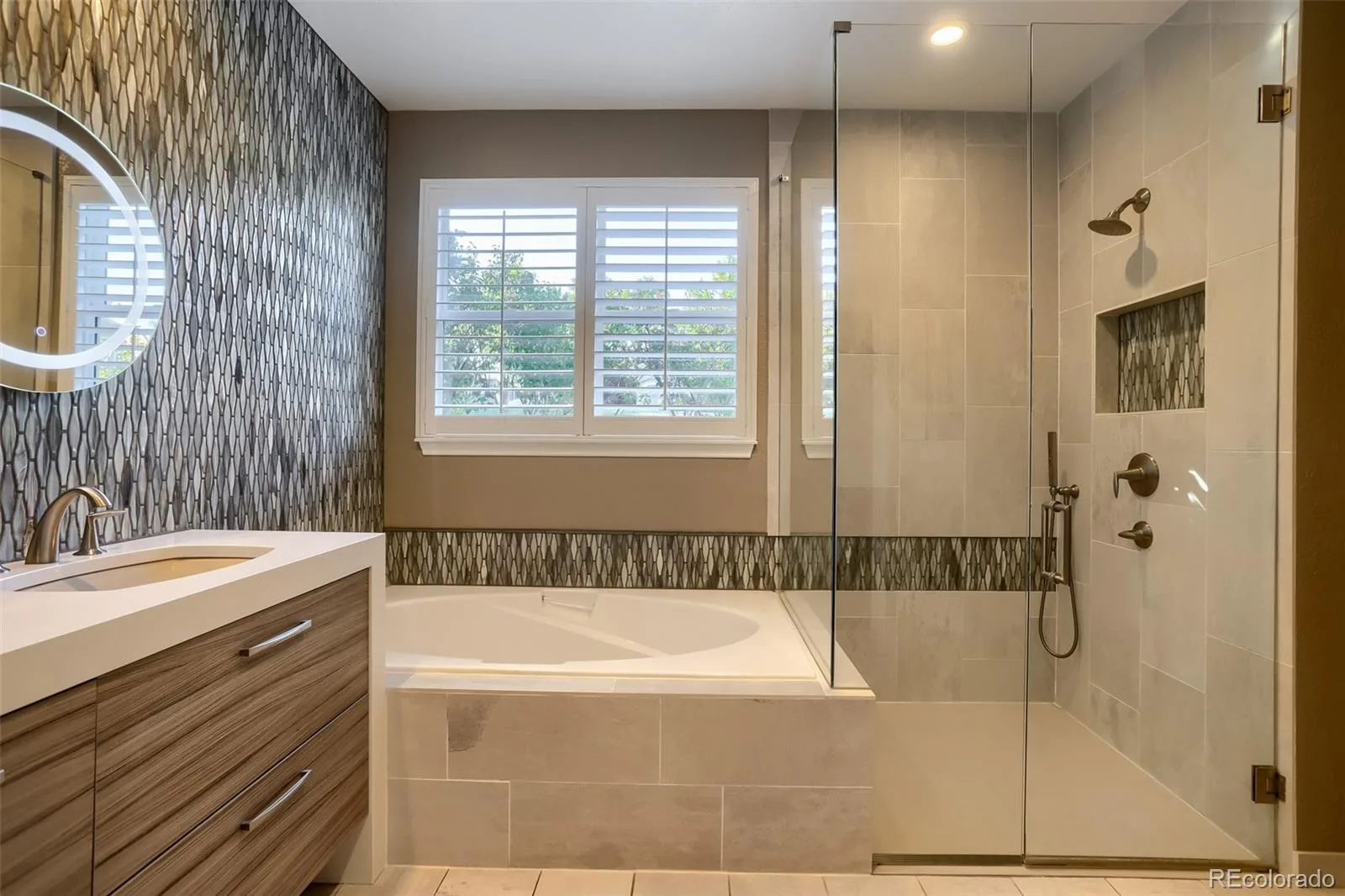 12915 W 77th Drive Arvada CO 80005 MLS #REC2557014 06172026212251 1600 13