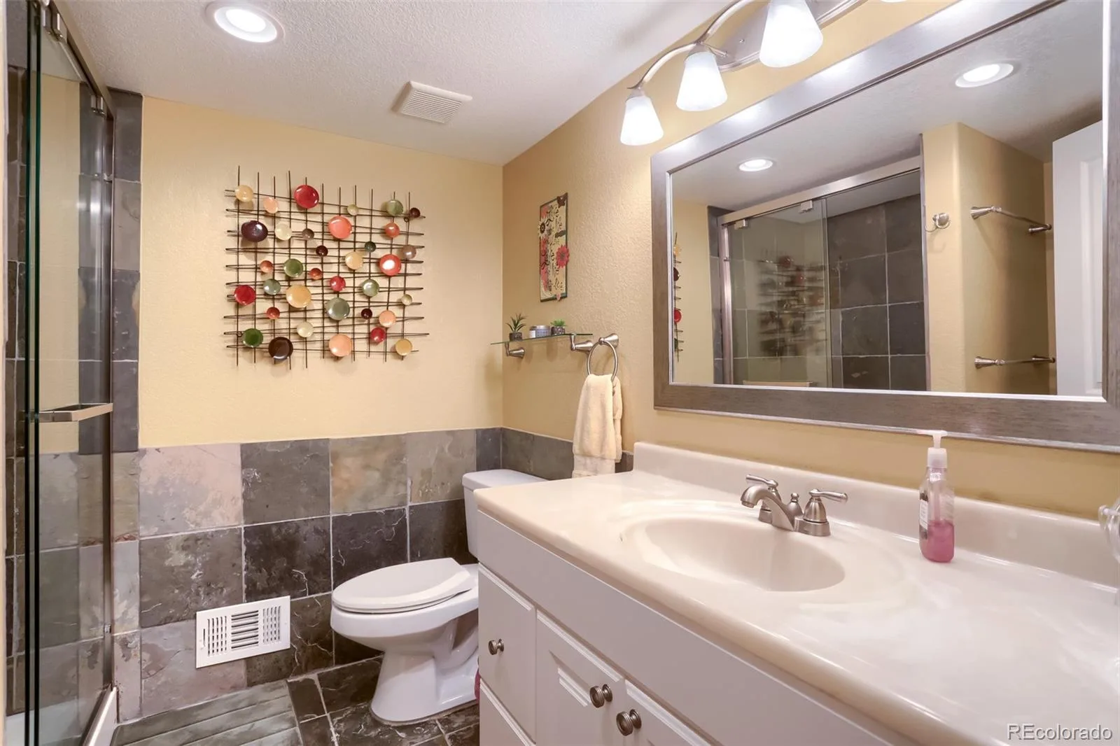 12915 W 77th Drive Arvada CO 80005 MLS #REC2557014 06172026212251 1600 21