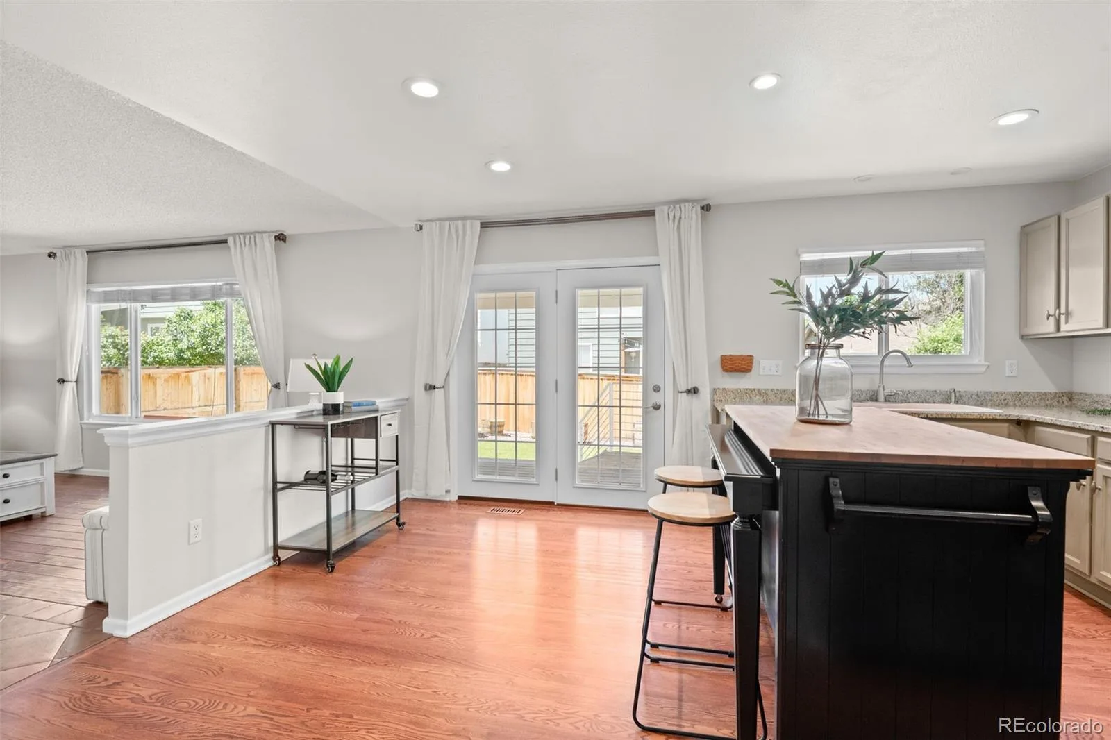 4883 Apollo Bay Drive Highlands Ranch CO 80130 | MLS #REC2558280 08132026060637 1600 10