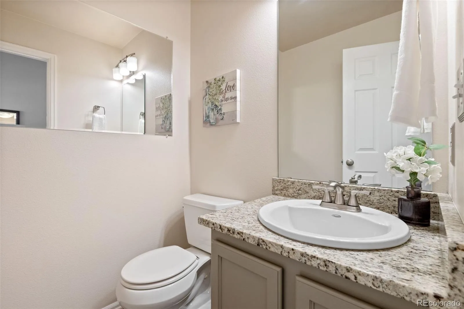 4883 Apollo Bay Drive Highlands Ranch CO 80130 | MLS #REC2558280 08132026060637 1600 23