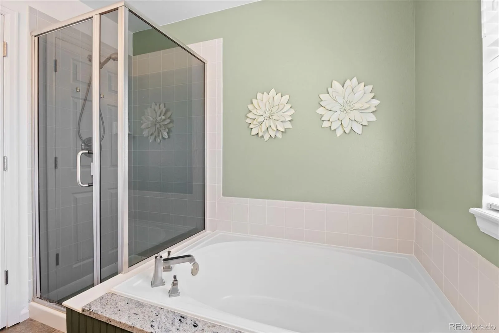 4883 Apollo Bay Drive Highlands Ranch CO 80130 | MLS #REC2558280 08132026060637 1600 28