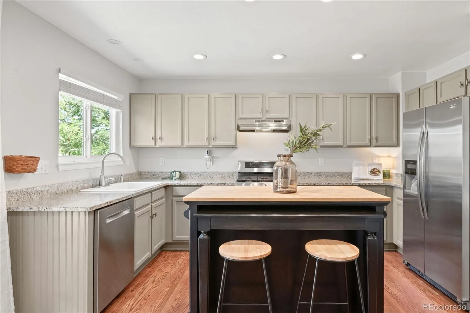 4883 Apollo Bay Drive Highlands Ranch CO 80130 | MLS #REC2558280 08132026060637 1600 9