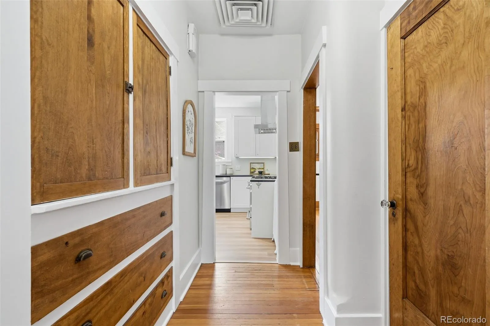 04152026210946 1600 14