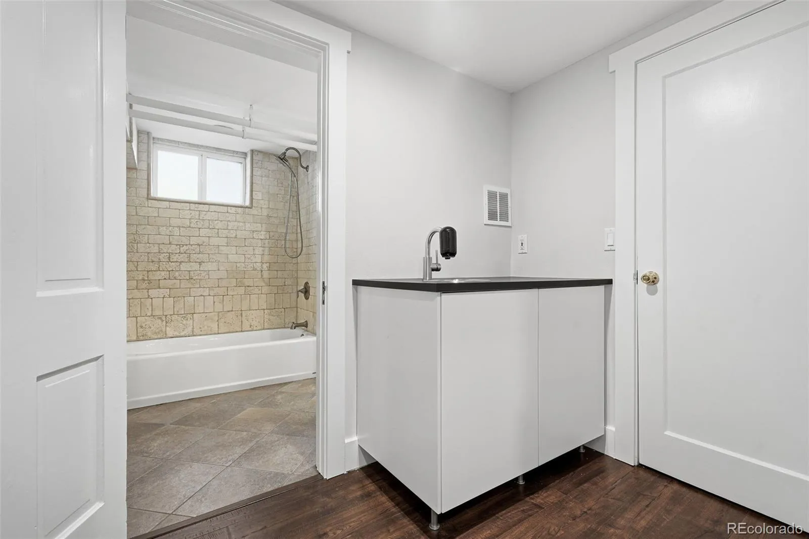 04152026210946 1600 22