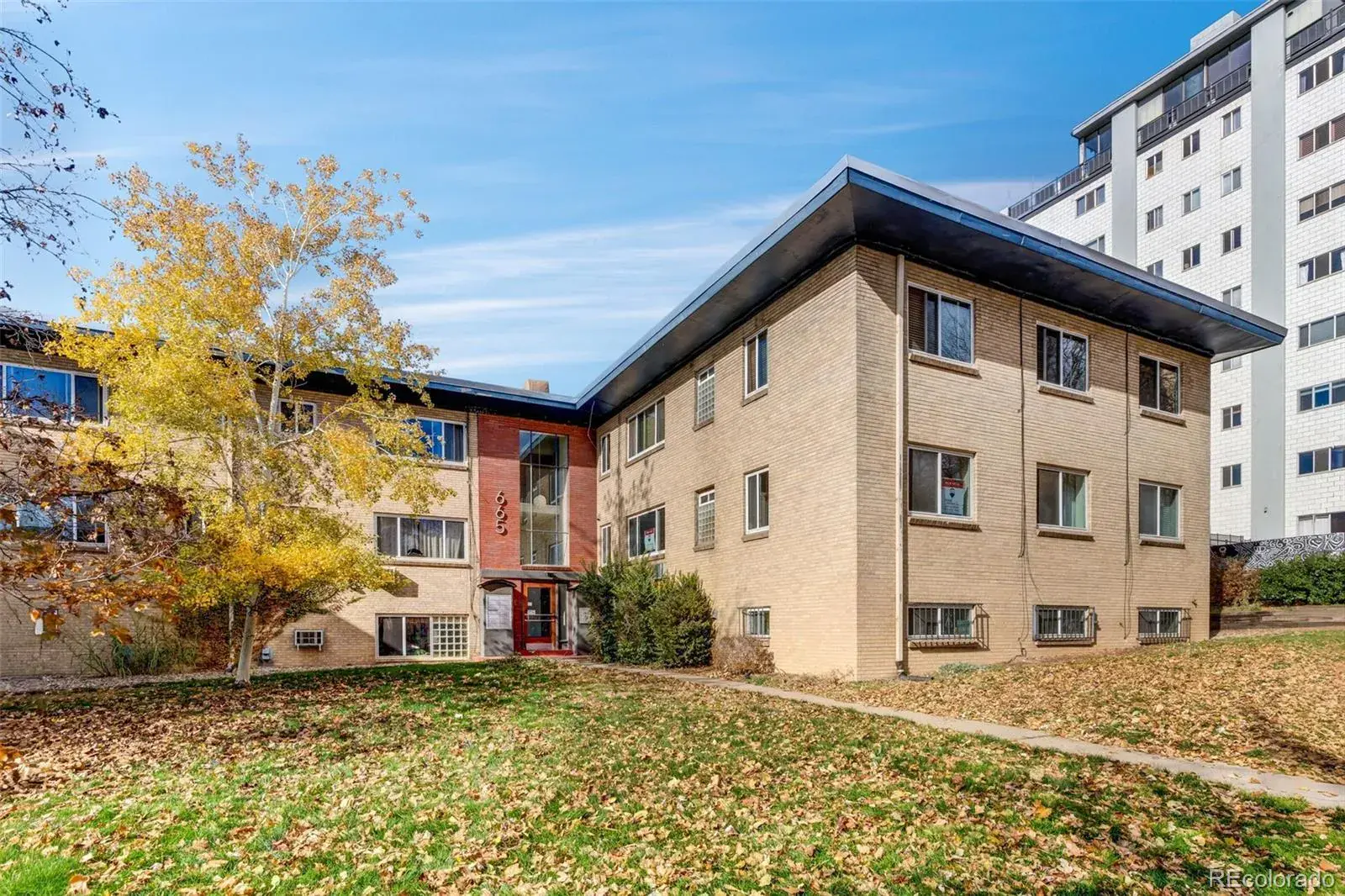 665 N Washington Street #8C Denver CO 80203 MLS #REC2560016 11132025000604 1600 13