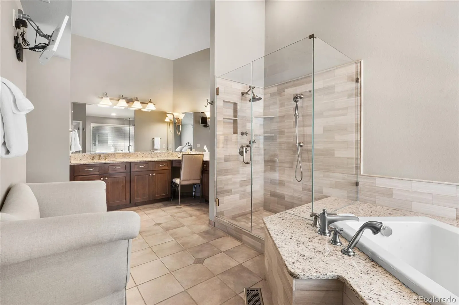5860 S Quintero Circle Centennial CO 80015 MLS #REC2560948 05162026050858 1600 33