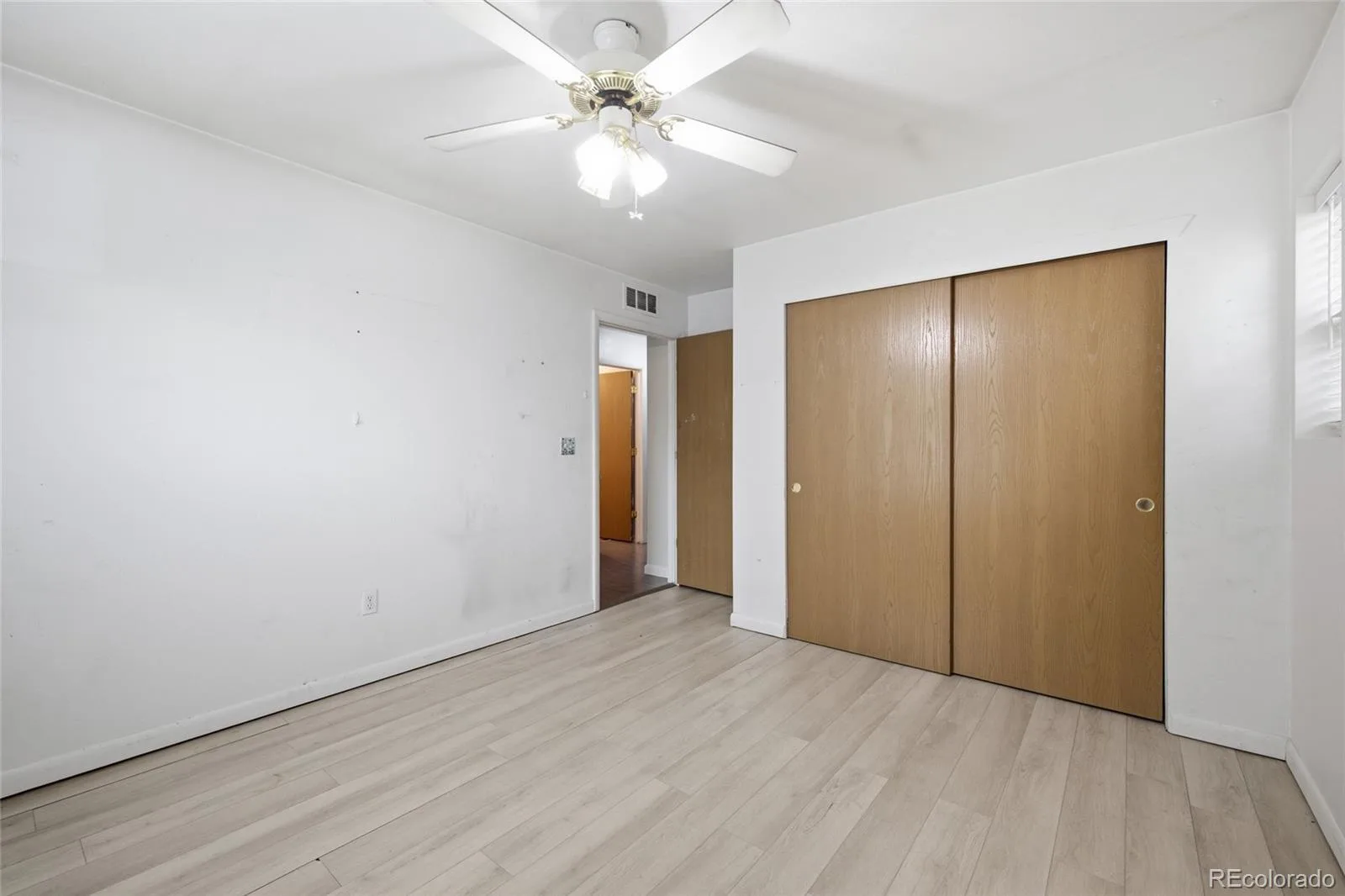 14820 E 18th Place Aurora CO 80011 | MLS #REC2561235 09212026192922 1600 18