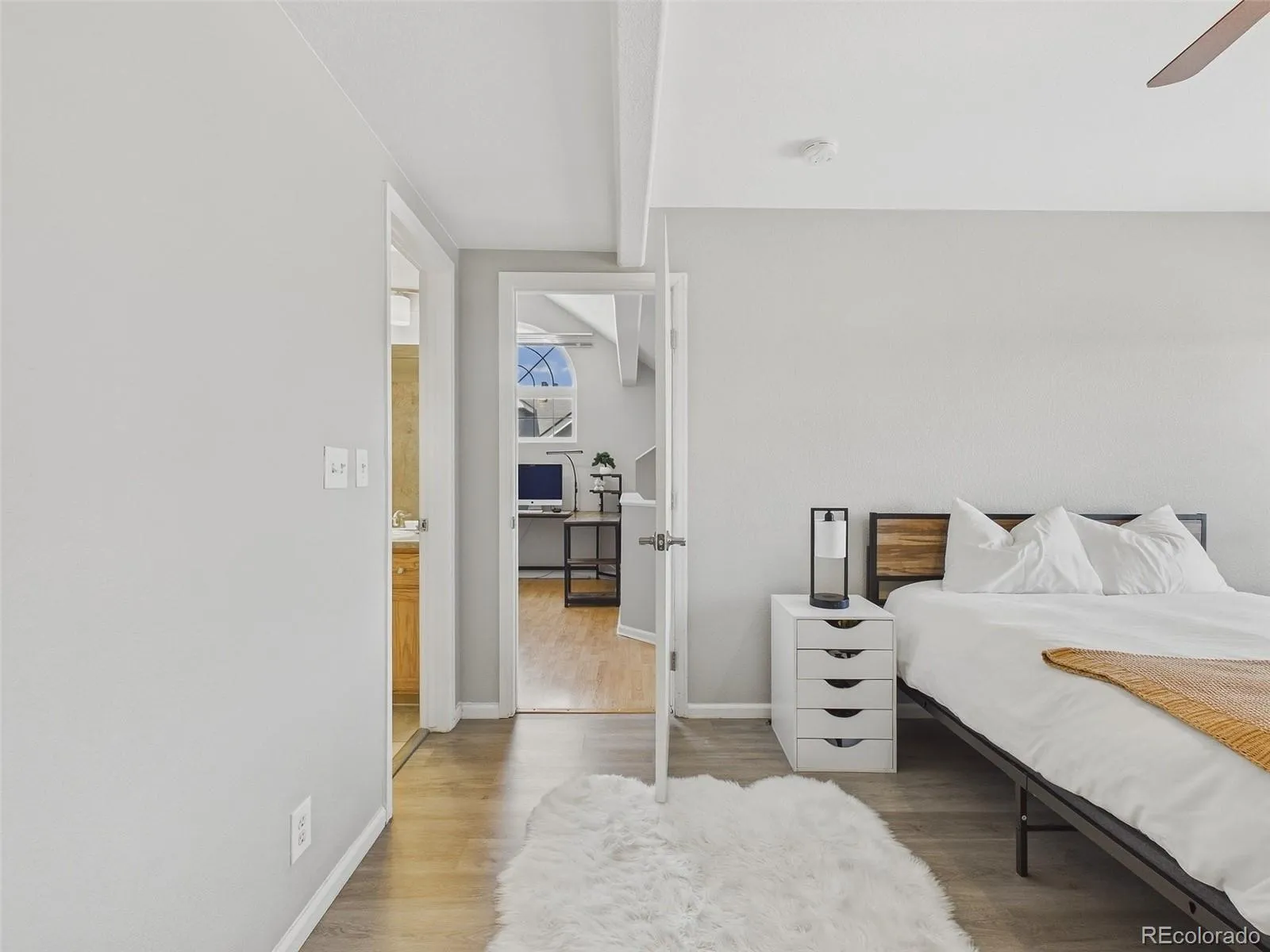 14296 E Whitaker Place #111 Aurora CO 80015 MLS #REC2562285 05162026042906 1600 19