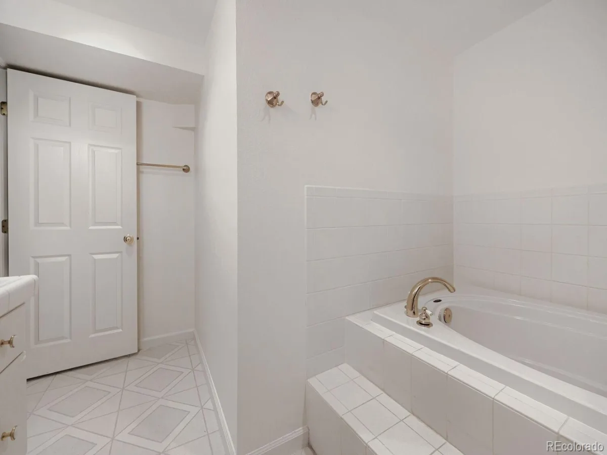 10200 Zenobia Circle Westminster CO 80031 | MLS #REC2562446 08072026202113 1200 18