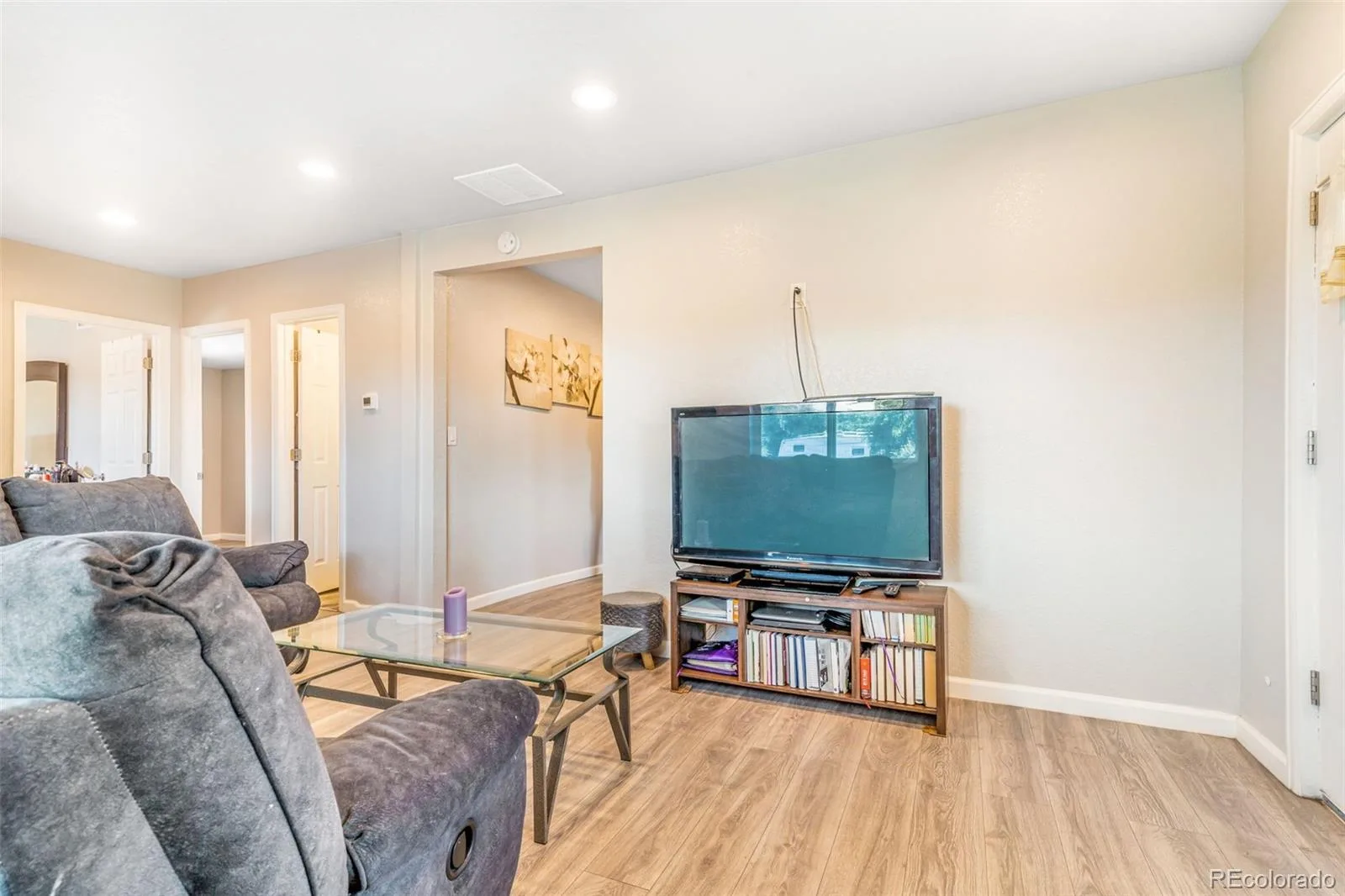 3835 W 3RD Avenue Denver CO 80219 MLS #REC2562722 06242026025131 1600 10