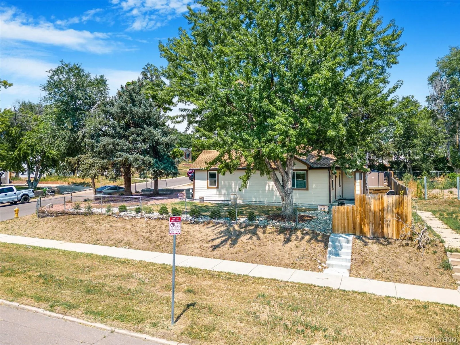 3835 W 3RD Avenue Denver CO 80219 MLS #REC2562722 06242026025131 1600 30