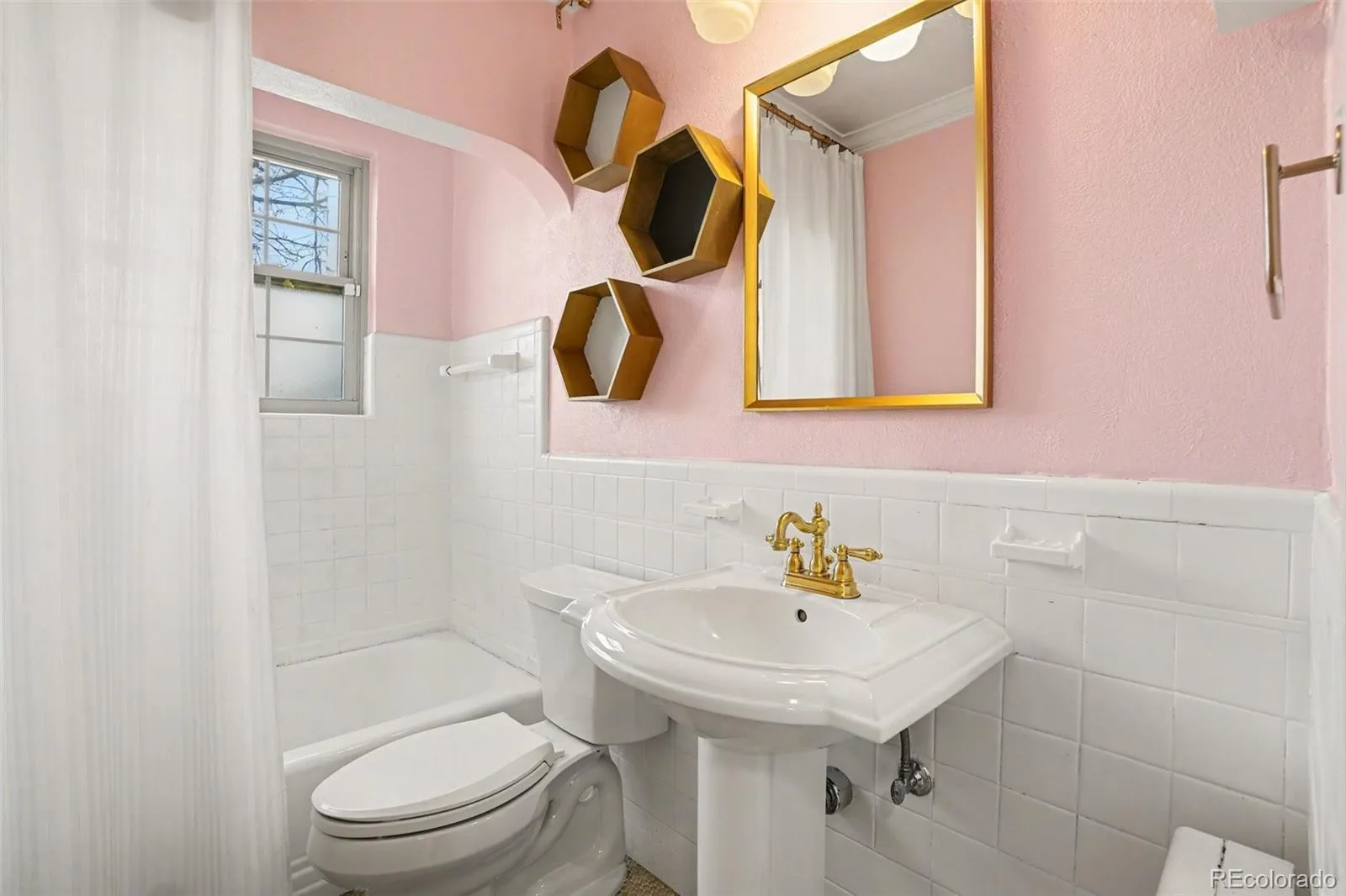 04222026192419 1600 11