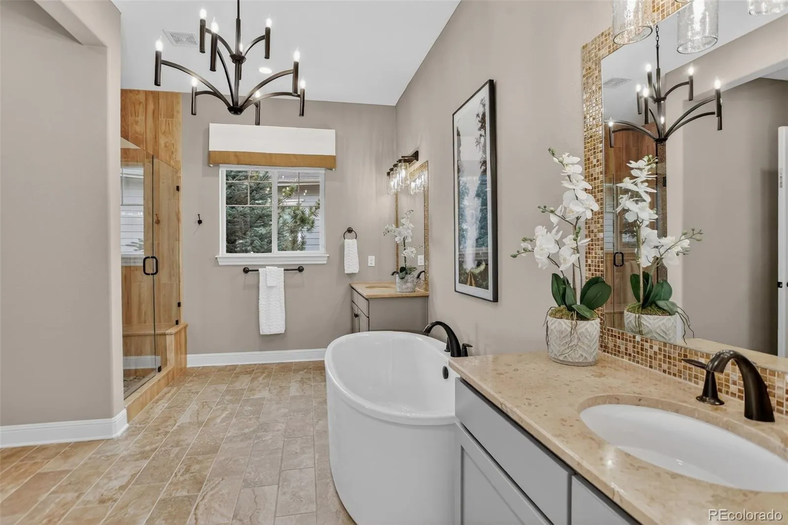 8363 S Winnipeg Court Aurora CO 80016 MLS #REC2565378 04292026160722 1600 18